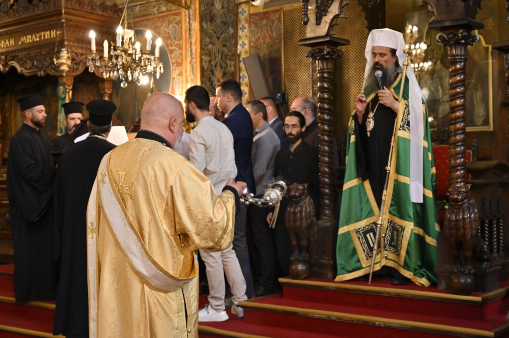 Архиерейска вечерня за Неделя на Всички български светии и молебен за семейството 1 55333260255 c831057f0a o