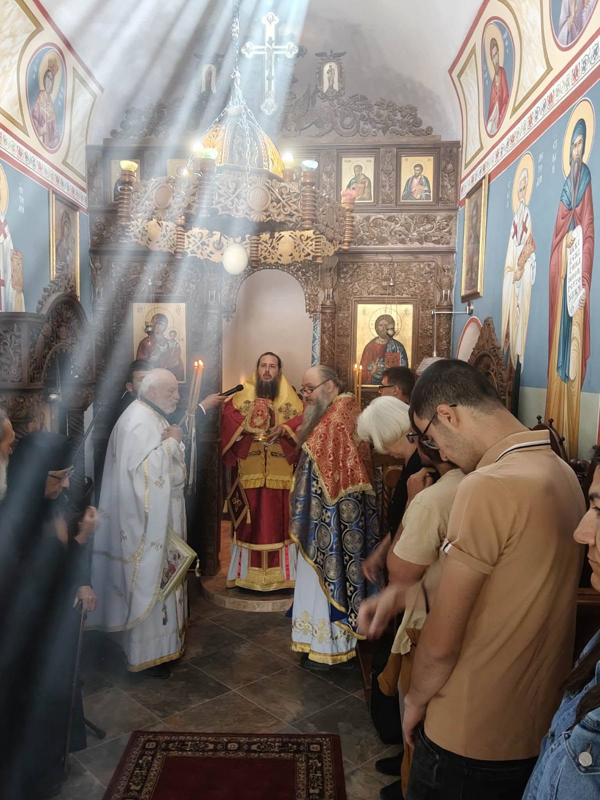 Архиерейска литургия в Одранишкия манастир „Св. апостоли Петър и Павел“ 4 03