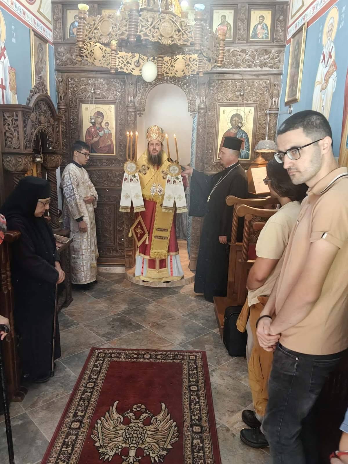 Архиерейска литургия в Одранишкия манастир „Св. апостоли Петър и Павел“ 9 08