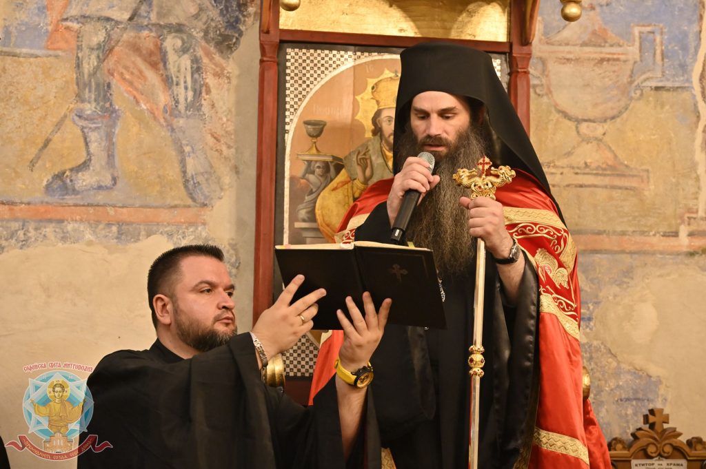 Всенощно бдение в столичния храм „Св. Мина“ за празника на Богородичната икона „Троеручица“ 1 1000021332