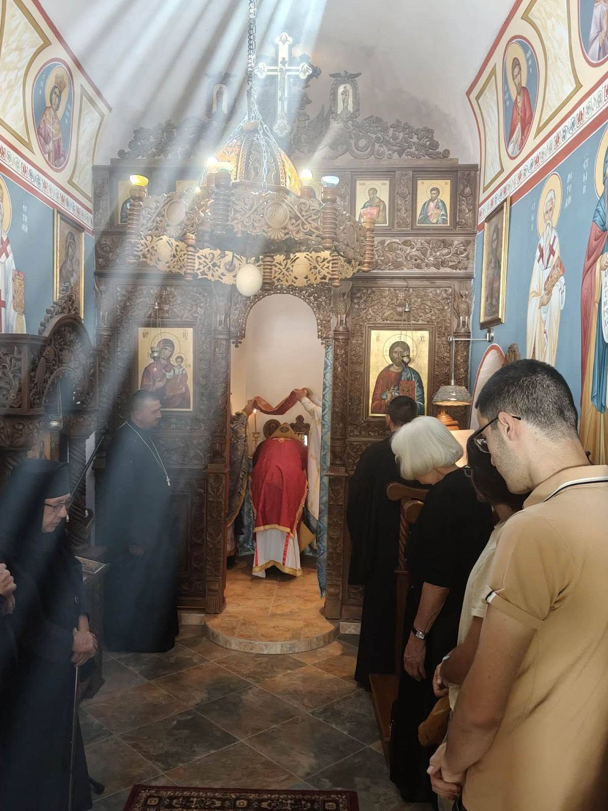 Архиерейска литургия в Одранишкия манастир „Св. апостоли Петър и Павел“ 15 14
