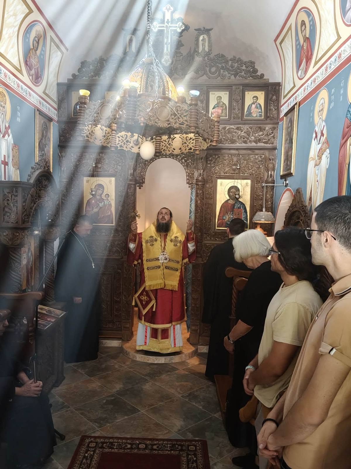 Архиерейска литургия в Одранишкия манастир „Св. апостоли Петър и Павел“ 16 15