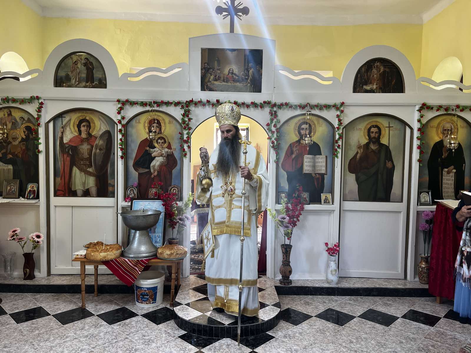 В параклис „Успение Богородично“ на село Сестримо бе отслужена архиерейска литургия 10 0 02 05 93023e7e02c6a10b9851ab5907f5f07ee63a4103443d12eb34e81da619739ec1 909647b18e4681b0