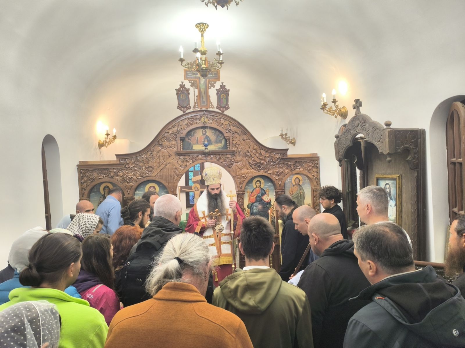 Архиерейска литургия в параклиса „Св. Йоан Рилски“, до хижа „Кумата“, и начало на Поклонническия път „Рилският Чудотворец“ 14 0 02 05 d87b70a02cc435b564e7fc71dc9b5758ccaaf264fb1be4cf28aedc966a43935e fdc9e18aa670de7 1